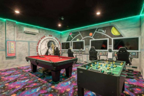 Luxury Family Friendly 8 Bedroom Villa Near Disney